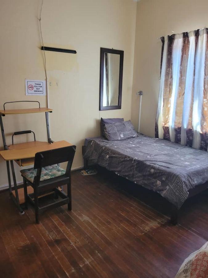 Skippers Backpackers Cc Walvis Bay Exteriör bild